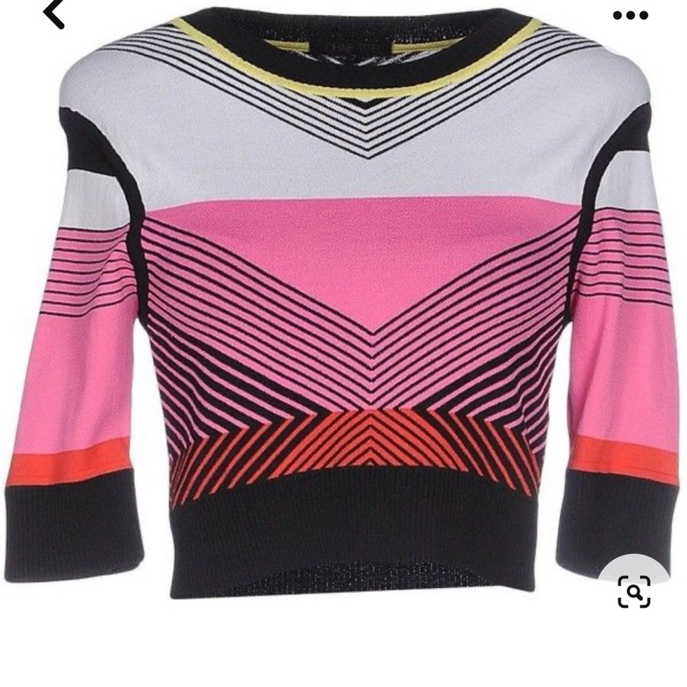 Ohne Titel Pink, Black & White Geometric Stripe Knit Top